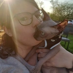 Meet your Posher, Stephanie